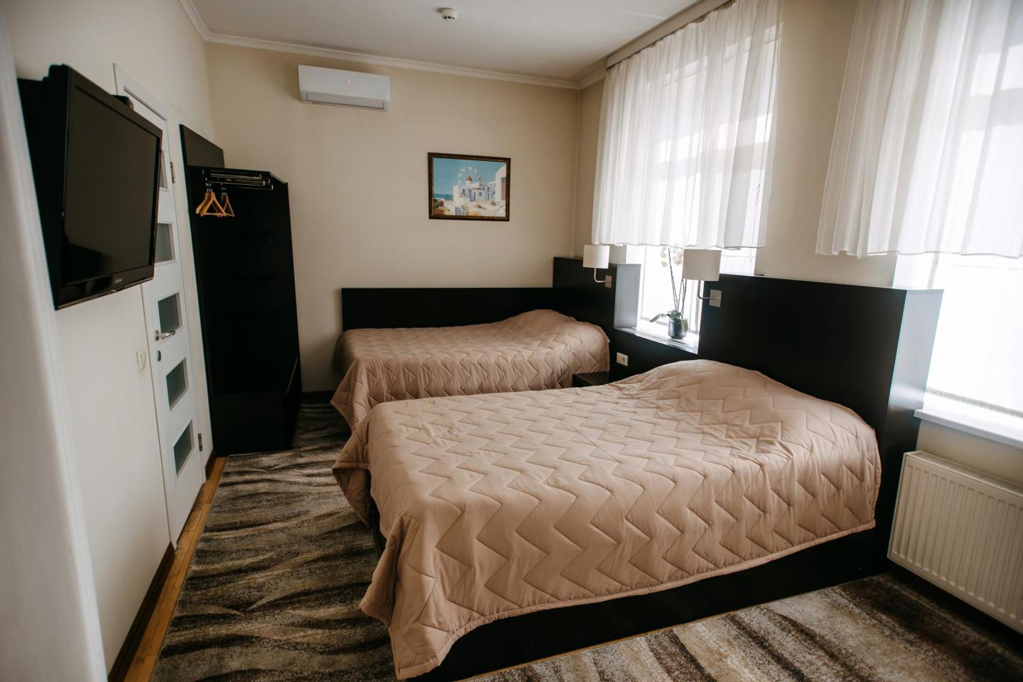 צ'יסינאו Summit Villa מראה חיצוני תמונה